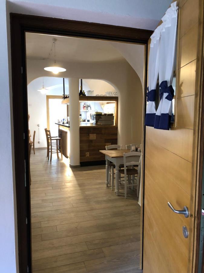 Le Castagne Matte Bed & Breakfast Stenico Bagian luar foto